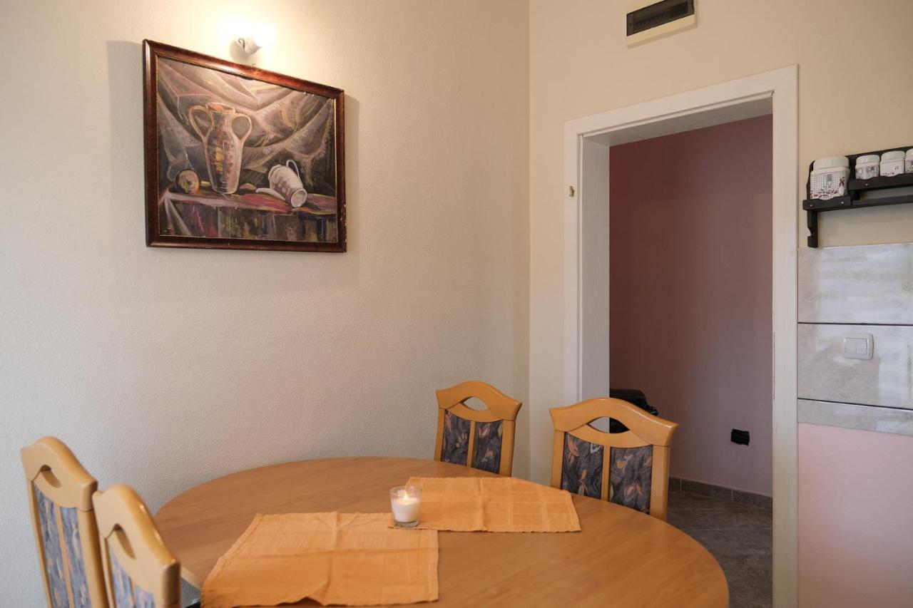Apartments Jasmina Utjeha Dış mekan fotoğraf