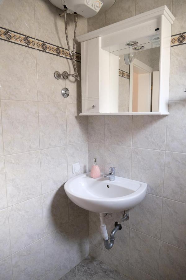 Apartments Jasmina Utjeha Dış mekan fotoğraf