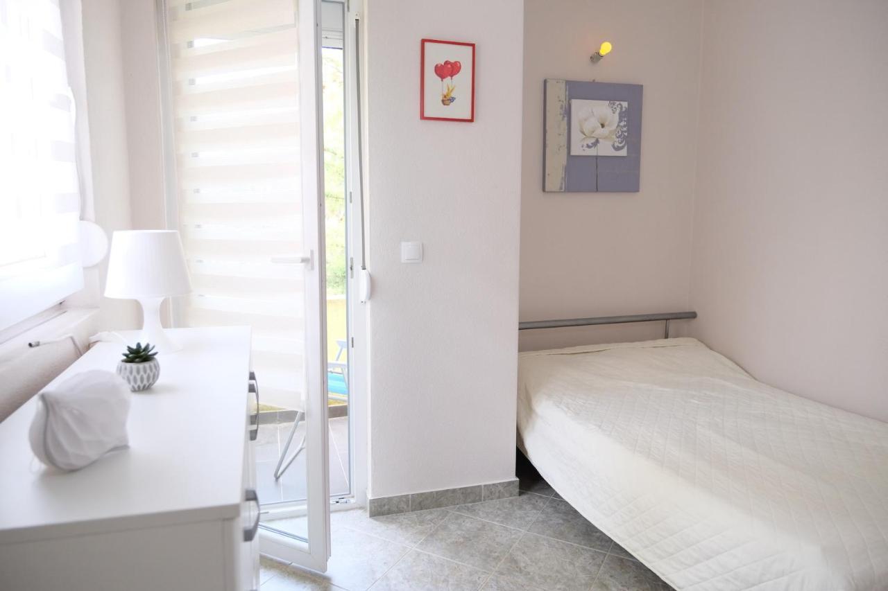 Apartments Jasmina Utjeha Dış mekan fotoğraf